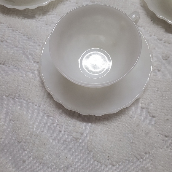Bubble Eye Milk Glass Cups and Saucers - Picture 2 of 4